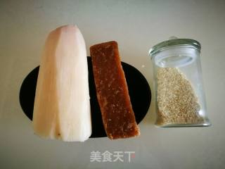 拔丝莲藕的做法步骤：1