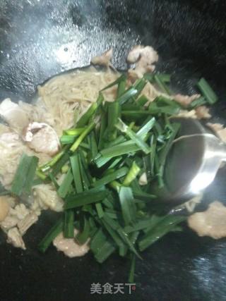 金针菇炒肉的做法步骤：7