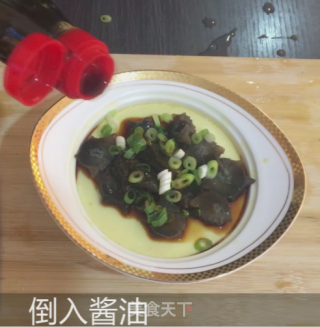 美味的海参蒸蛋教程的做法步骤：6