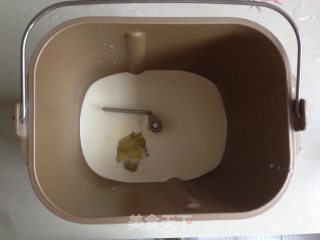 淡奶油面包的做法步骤：1