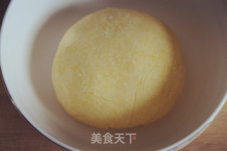 韭菜盒子的做法步骤：2