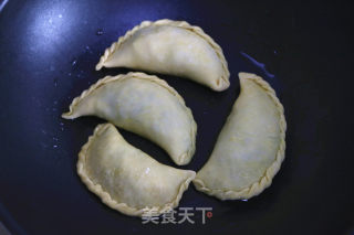 韭菜盒子的做法步骤：15