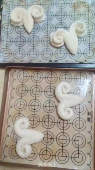 羊咩咩面包的做法步骤：17