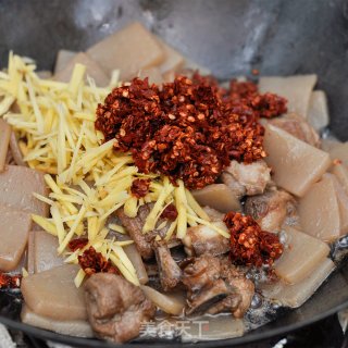 魔芋烧排骨的做法步骤：6