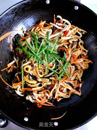 【四川】鱼香千叶豆腐丝的做法步骤：7