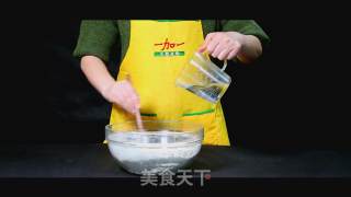 西红柿鲜虾面的做法步骤：3