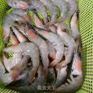 香辣虾的做法步骤：1