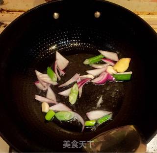 水煮肥肠的做法步骤：9