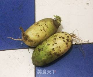 【山东】五花肉焖萝卜的做法步骤：1