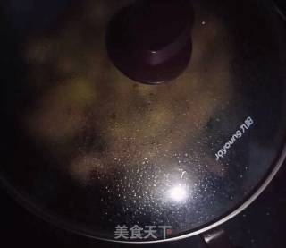 【山东】五花肉焖萝卜的做法步骤：9