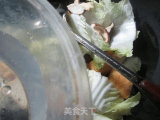 油豆腐香菇白菜的做法步骤：5