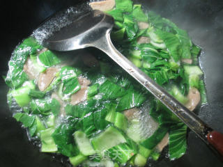 牛肉丸青菜线面的做法步骤：4