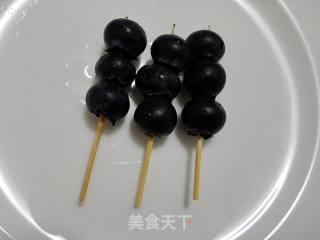 蓝莓酸奶葫芦的做法步骤：2