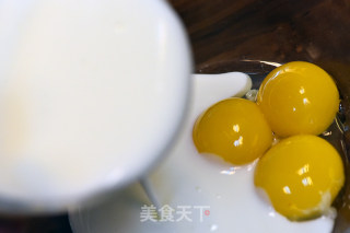酸奶蛋糕的做法步骤：2