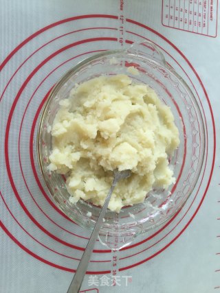 培根土豆泥卷的做法步骤：2