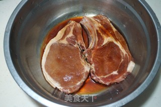 香煎猪排的做法步骤：2