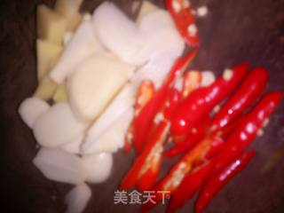 青笋肉丝的做法步骤：2