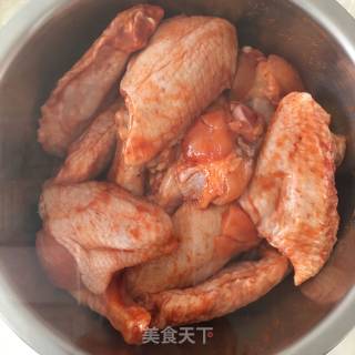 奥尔良香酥鸡翅的做法步骤：3