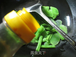 【宁波】梅豆炒莴笋的做法步骤：5