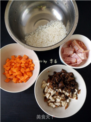 【四川】香菇培根酱油饭的做法步骤：2