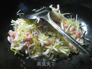 【宁波】韭菜芽虾仁炒乌贼的做法步骤：5