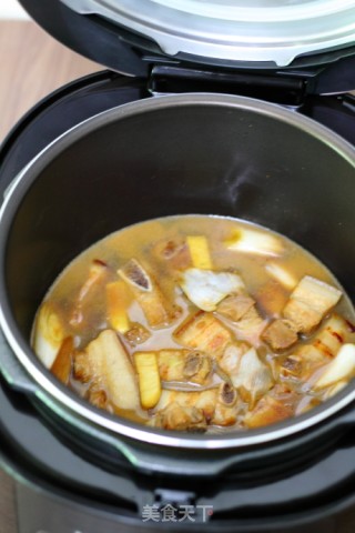 蕨菜黄豆炖肉的做法步骤：9