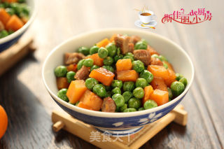 【湖北】青豆红薯炒肉丁的做法步骤：8