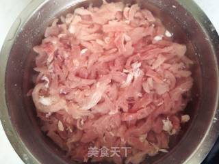 【山东】京酱肉丝的做法步骤：1