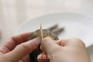 【广东】黑椒煎焗虾的做法步骤：2