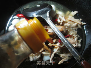 【宁波】鹌鹑蛋水笋烧中翅的做法步骤：5