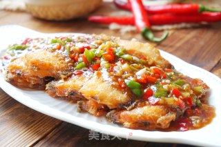 【天津】香味煎带鱼的做法步骤：11
