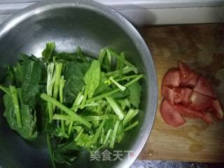 菠菜西红柿肉丸汤的做法步骤：3