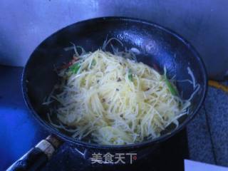 【东北】酸辣土豆丝的做法步骤：13
