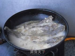 【东北】蒜烧辫子鱼的做法步骤：10