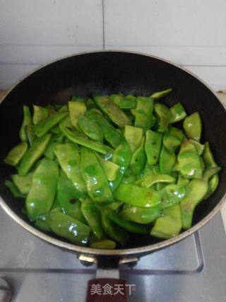 【黑龙江】红烧肉炖油豆角的做法步骤：6
