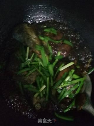 酱烧鲅鱼段的做法步骤：5