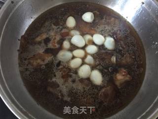 【东北】鹌鹑蛋烧排骨的做法步骤：7