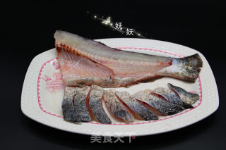 香酥炸鱼的做法步骤：2