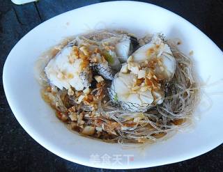 【东北】蒜蓉粉丝蒸鳕鱼的做法步骤：14