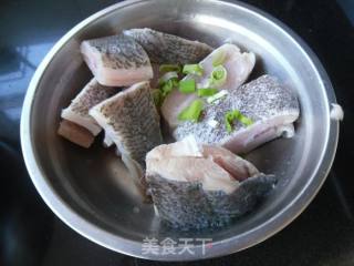 【东北】蒜烧鲽鱼块的做法步骤：3