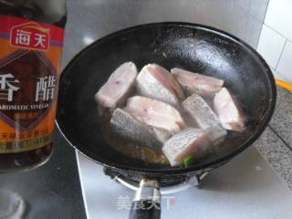 【东北】蒜烧鲽鱼块的做法步骤：8