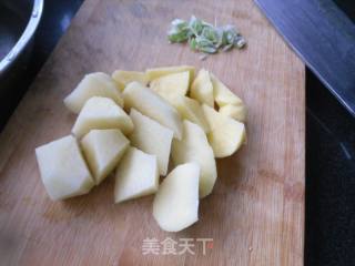 【东北】土豆烧兔肉的做法步骤：2