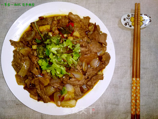 爆椒牦牛肉片的做法步骤：8