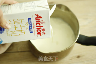 英式玫瑰奶茶的做法步骤：3