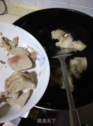 【四川】地瓜炒肉的做法步骤：4