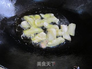 【四川】盐煎肉的做法步骤：3