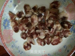 腊肠炒饭的做法步骤：4