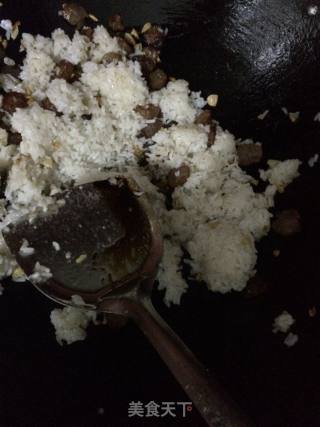 腊肠炒饭的做法步骤：6