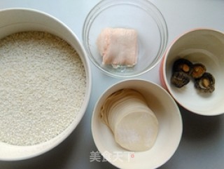【上海】油渣糯米烧卖的做法步骤：1
