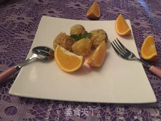 酥壳土豆球的做法步骤：4